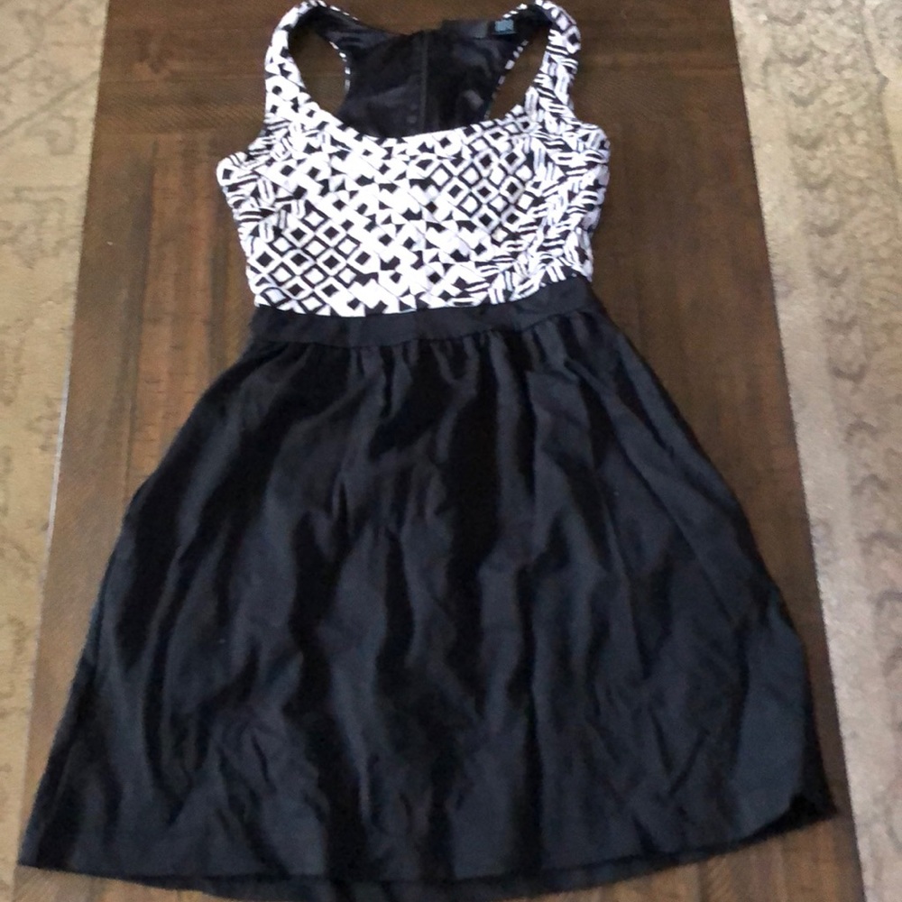 cynthia rowley black and white dress